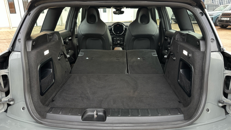 MINI Clubman 1.5 Cooper Sport 6dr Auto [Comfort/Nav+ Pack] Petrol Estate